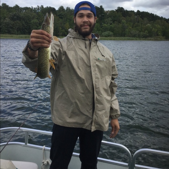 Meet your Posher, Devin - Picture 1 of 3